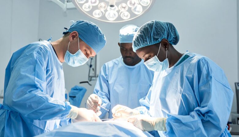 Physician vs Surgeon: Understanding the Differences